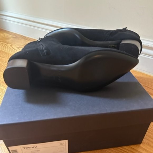 Theory Poented Toe Suede Booties, NEW - Picture 7 of 14